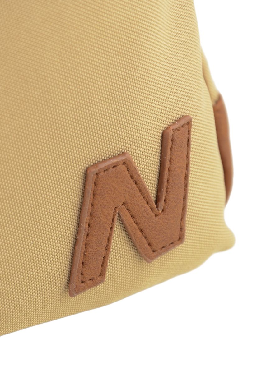 new balance tas