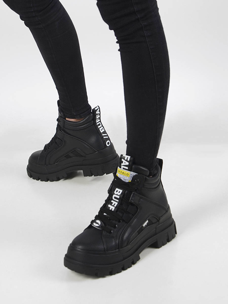 Aspha NC Mid sneakers met platformzool BUFFALO