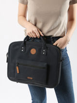 Documententas Cabaia Blauw laptop MESS-vue-porte