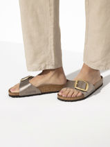 Slippers Madrid Big Buckle Birkenstock Bruin women 1016237-vue-porte