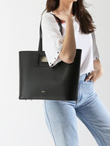 Schoudertas Ang�le Leder Lancel Zwart angele A13361-vue-porte