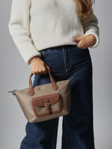 Cross Body Tas Kiana Nylon Hexagona Beige kiana 1720185-vue-porte