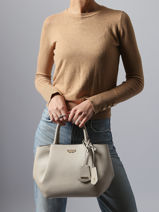 Handtas Amorette Guess Beige amorette BG789806-vue-porte