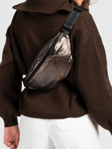 Medium Omkeerbare Belt Bag Cabaia Bruin belt bag BELTBAGM-vue-porte