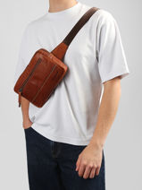 Cross Body Tas Maverick Bruin rough gear MAVRG808-vue-porte