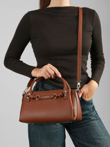 Handtas Camelia Guess Bruin camelia BG974206-vue-porte