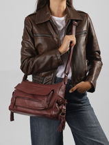 Cross Body Tas Cow Leder Basilic pepper Rood cow BCOW86-vue-porte