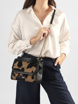Cross Body Tas Ninon Leder Lancel Zwart ninon A14250-vue-porte