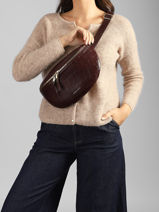 Belt Bag Lauren Met Croco Textuur Laurent david Rood ld bags 901-vue-porte