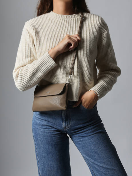 Cross Body Tas Grained Miniprix Bruin grained H9158 ander zicht 1