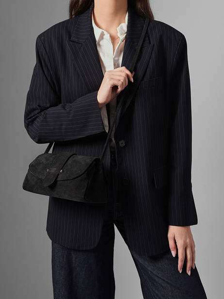 Cross Body Tas M Agnes Rundsleer Met Suède Finish Etrier Zwart agnes EAGV205M ander zicht 1