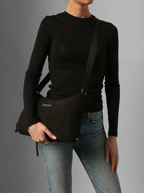 Skara Small Cord - Cross Body Tas  Kapten and son Zwart cord SC ander zicht 1