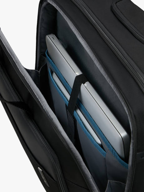 Pilot Case Op Wieltjes Met 17