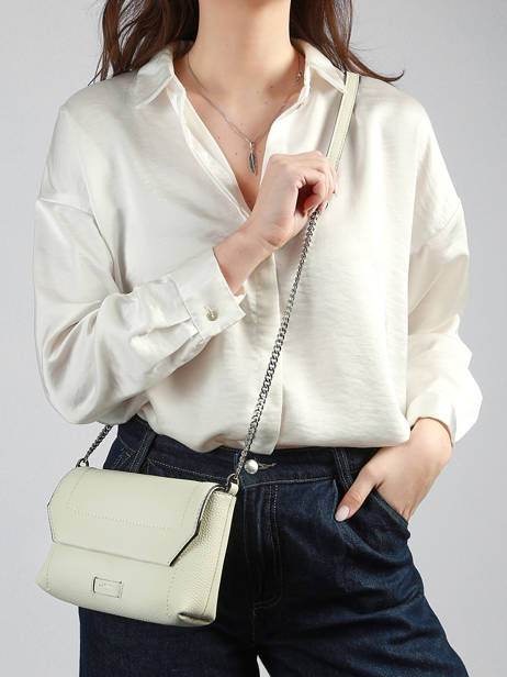 Cross Body Tas Ninon Soft Leder Lancel Wit ninon A14030 ander zicht 1