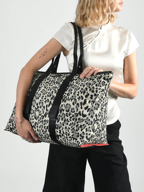 Schoudertas Mistral Lancel Zwart mistral A14237 ander zicht 1