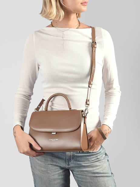 Cross Body Tas M Suave Leder Lancaster Bruin suave even 17 ander zicht 1