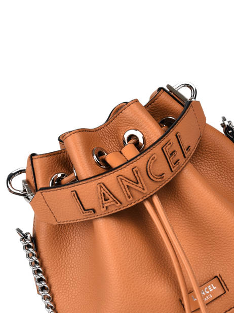 Bucket Bag S Ninon Leder Lancel Bruin ninon A10922 ander zicht 2