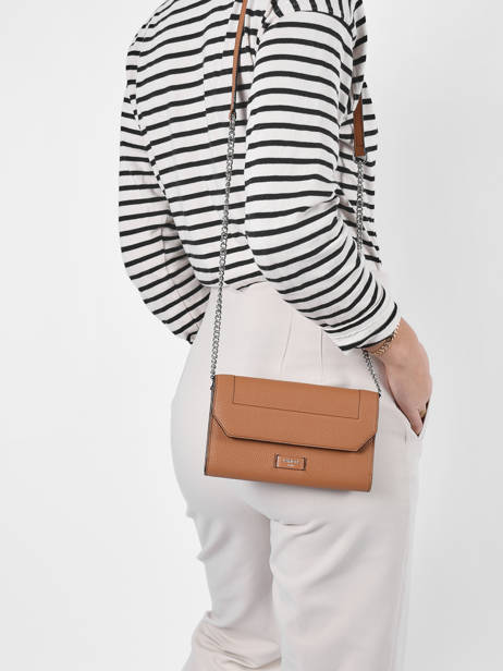 Avondtas Ninon Leder Lancel Bruin ninon m9613c ander zicht 1